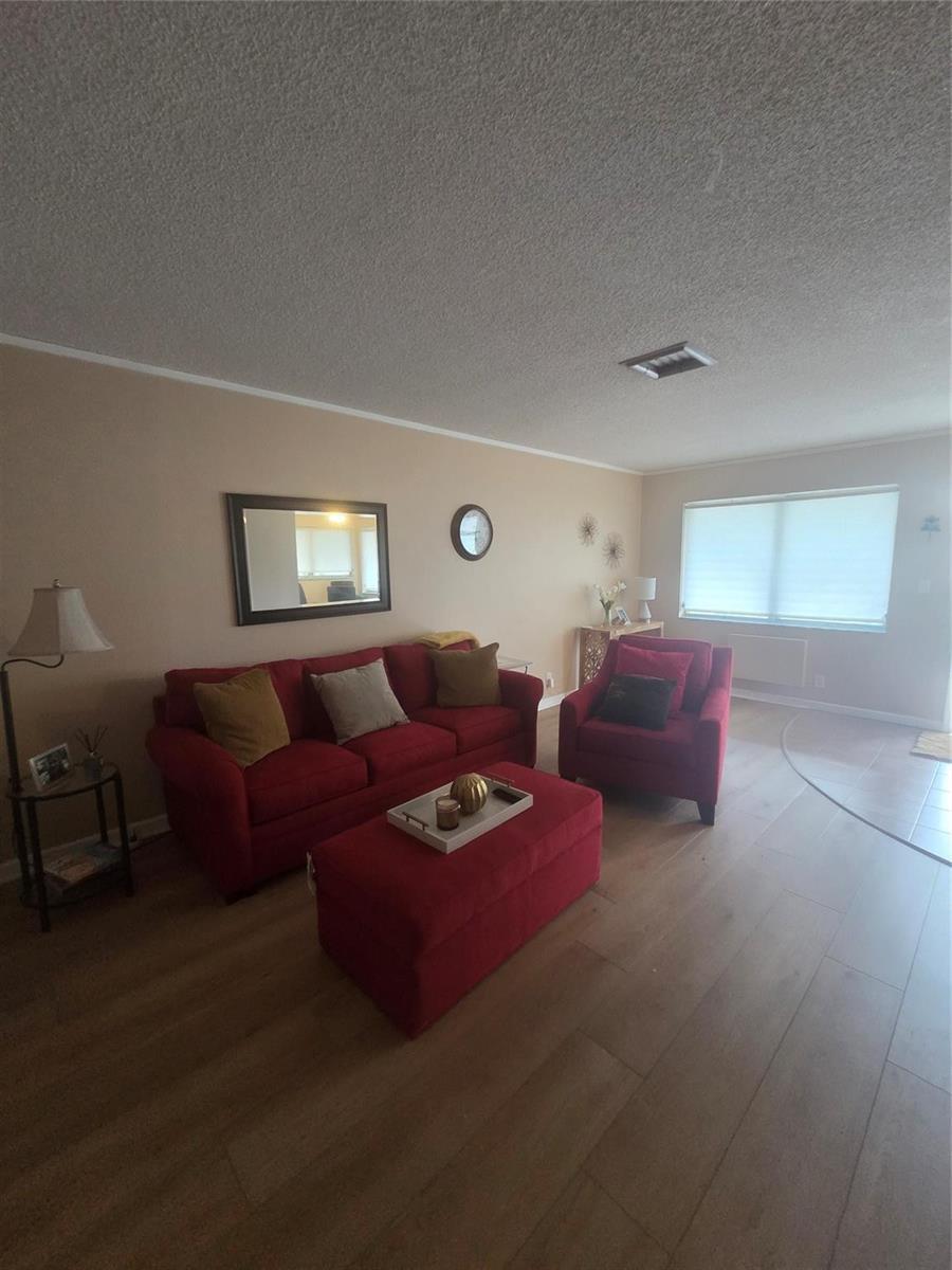 1920 NE 51ST Court # 201, Fort Lauderdale FL 33308