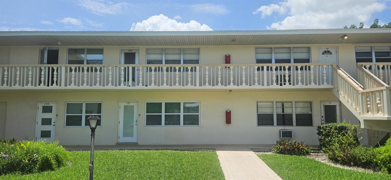 184 WALTHAM H, West Palm Beach FL 33417