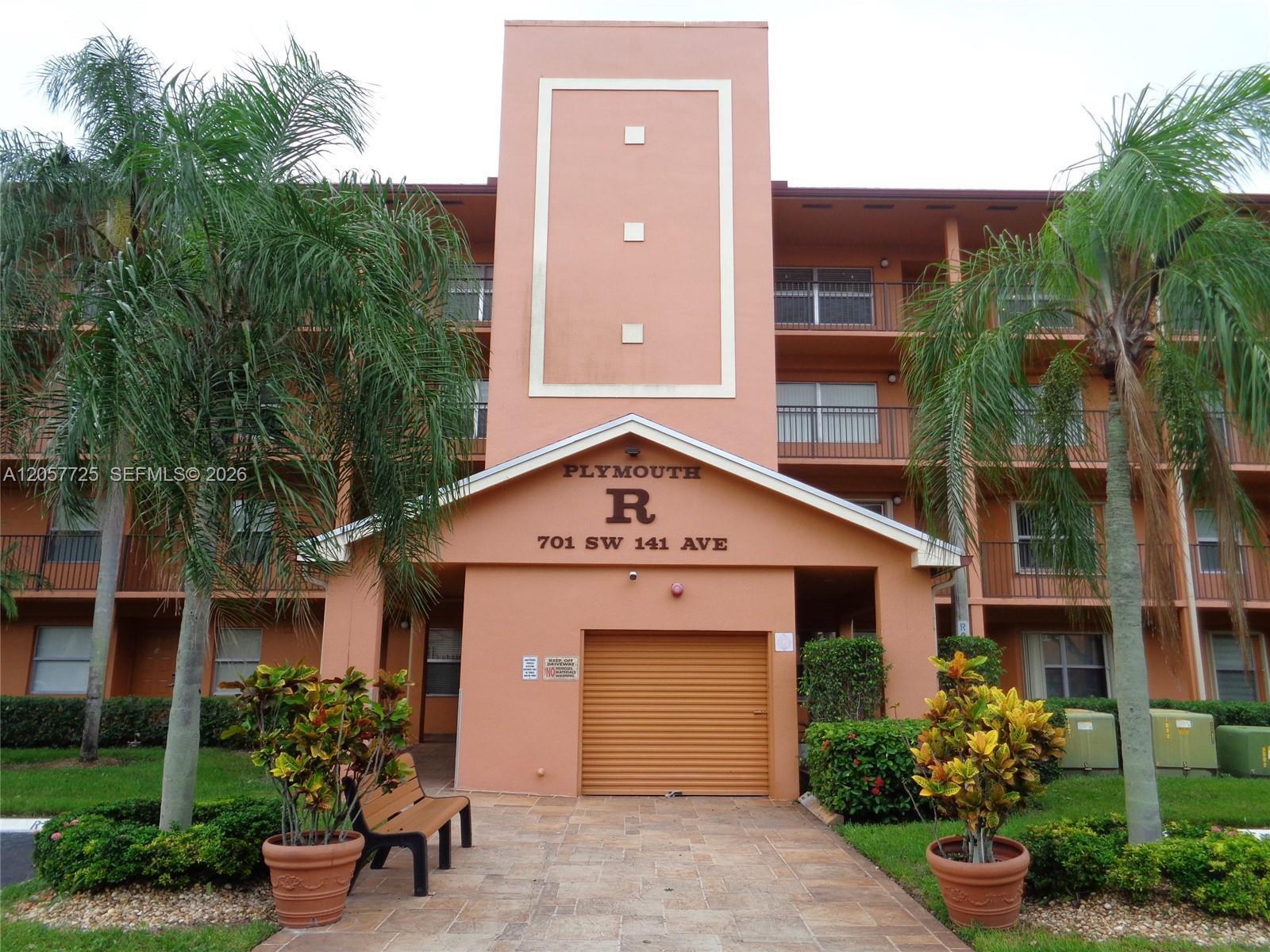 701 SW 141st Ave # 412R, Pembroke Pines FL 33027