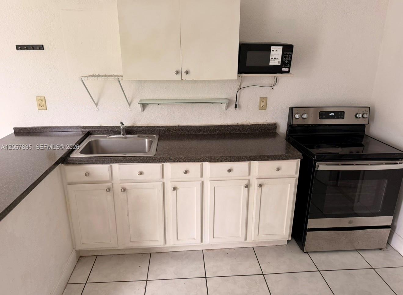 9815 SW 51st Ter # B, Miami FL 33165