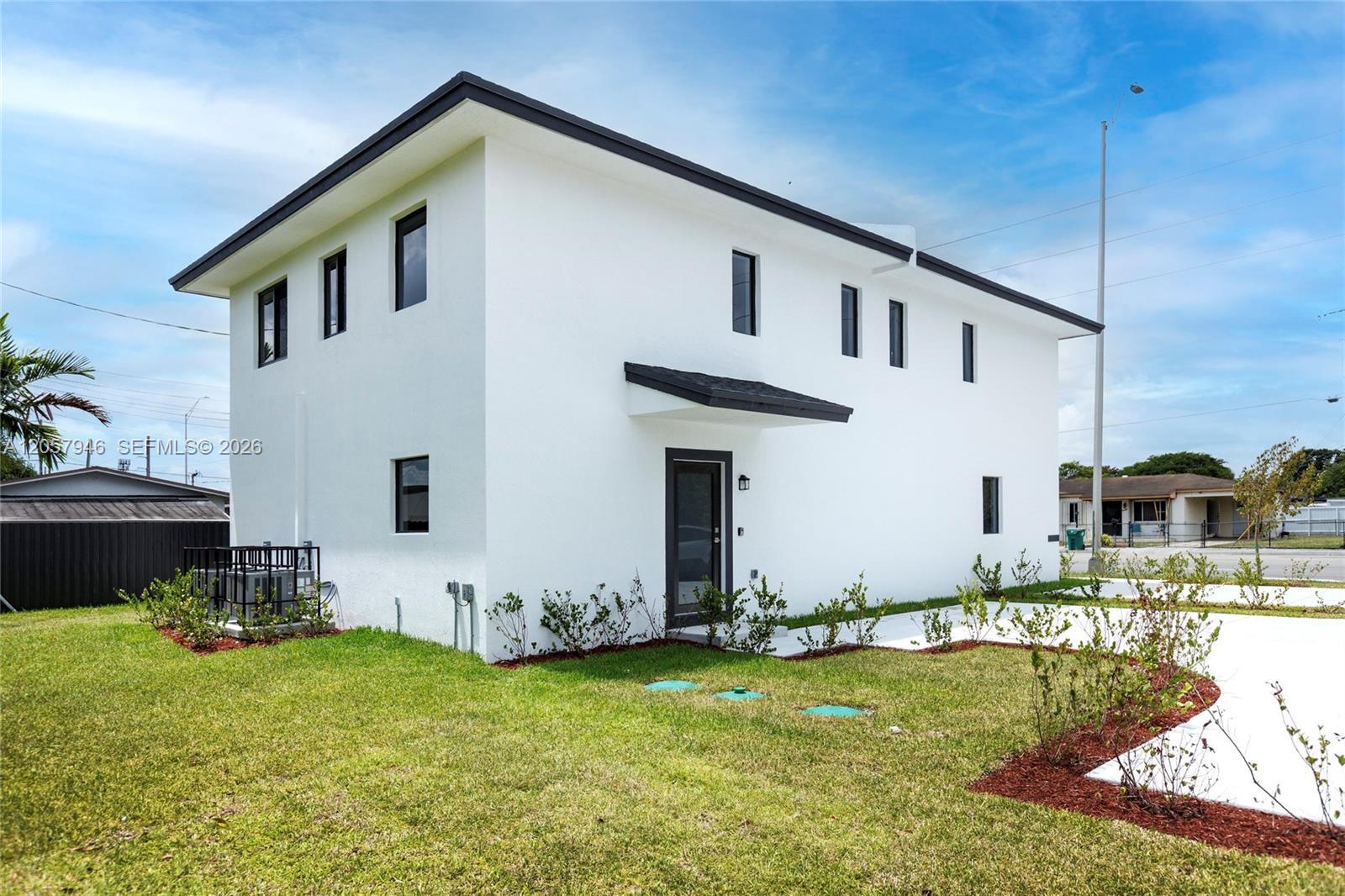 310 NW 6 St, Homestead FL 33030