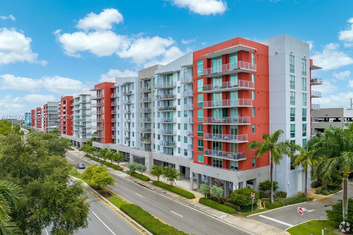 7661 NW 107th Ave # 513, Doral FL 33178