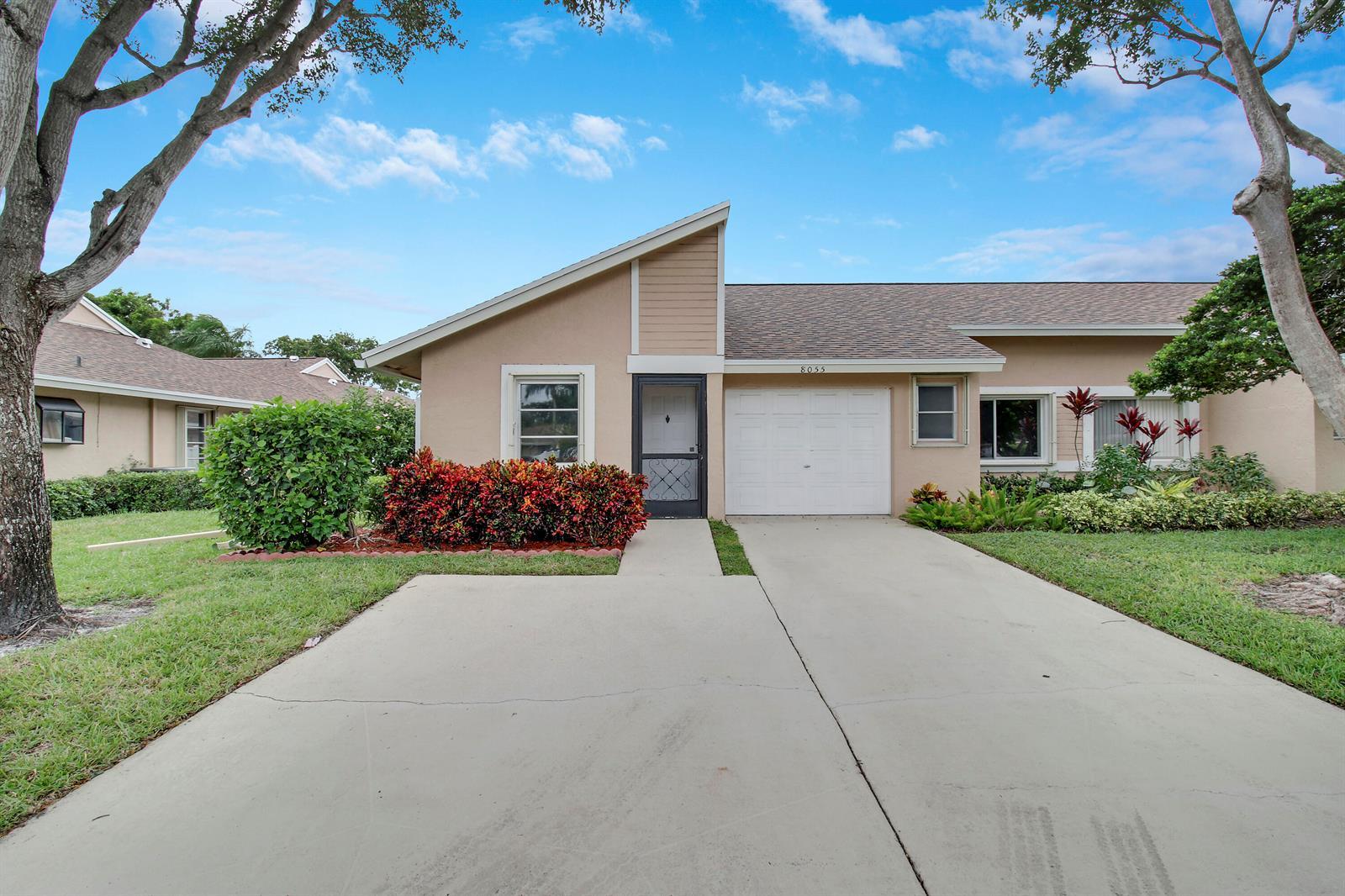 8055 SWEETBRIAR Way, Boca Raton FL 33496