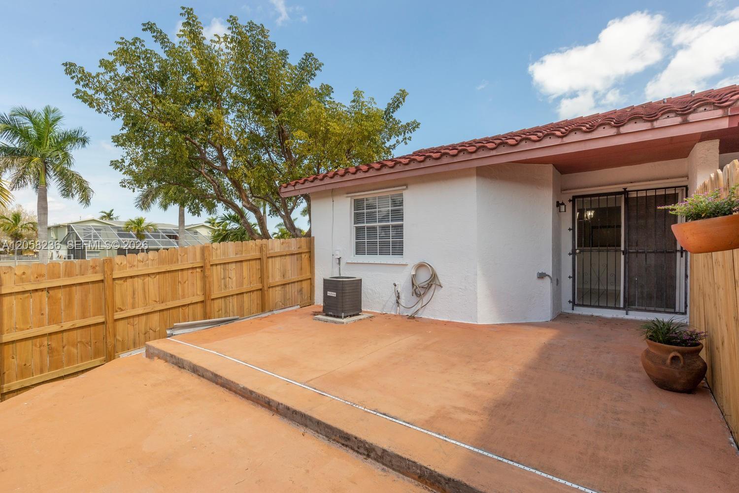 20700 SW 81st Ave, Cutler Bay FL 33189