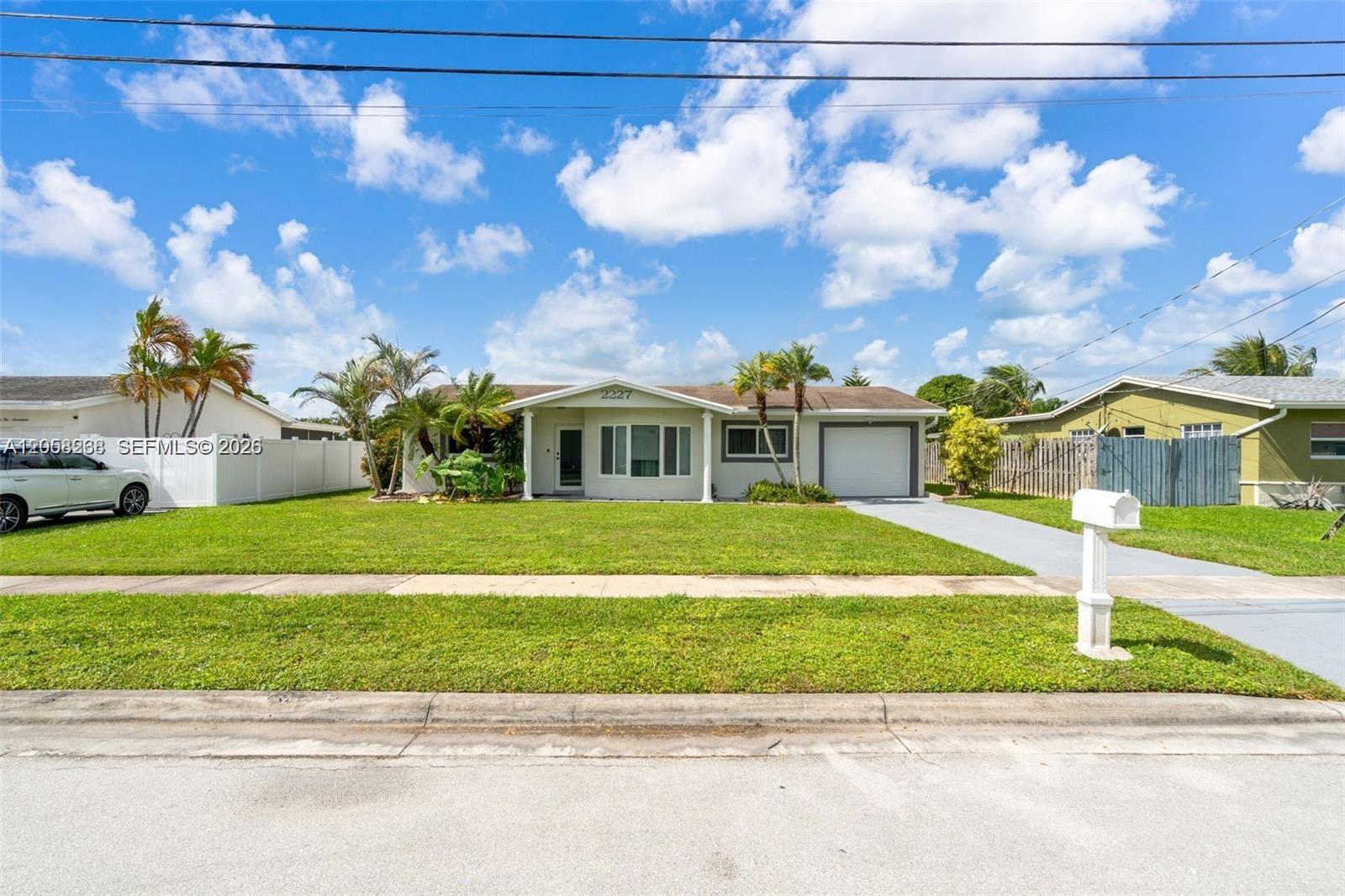 2227 NW 65th Ave, Margate FL 33063