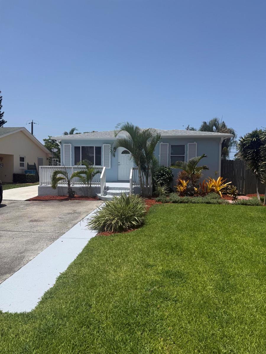 135 SE 5th Avenue, Boynton Beach FL 33435