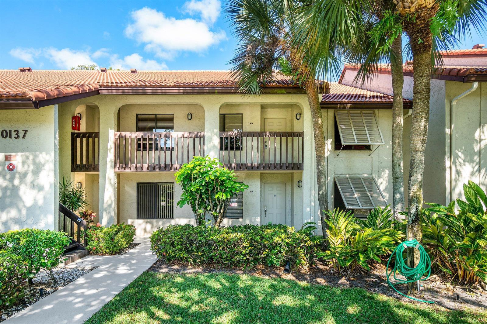 10137 Mangrove Drive # 203, Boynton Beach FL 33437