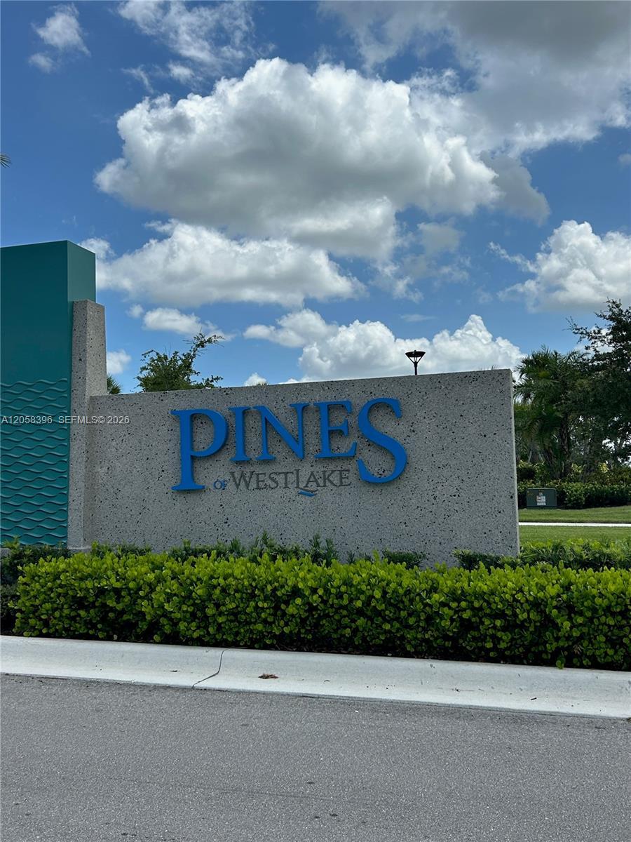 13680 Spruce Pine Dr, Westlake FL 33470