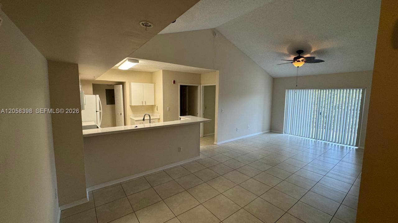 2600 S University Dr # 325, Davie FL 33328