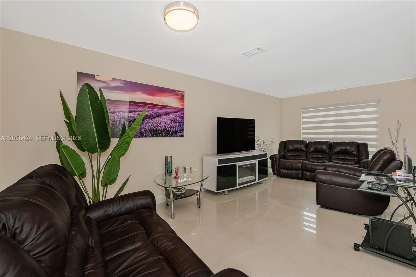 11559 SW 7th St, Sweetwater FL 33174