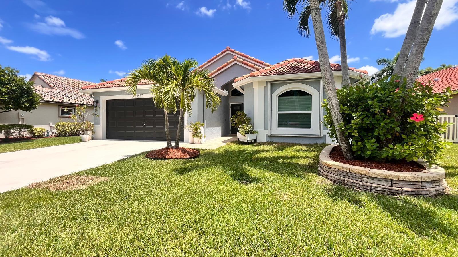 1627 Oak Berry Circle, Wellington FL 33414