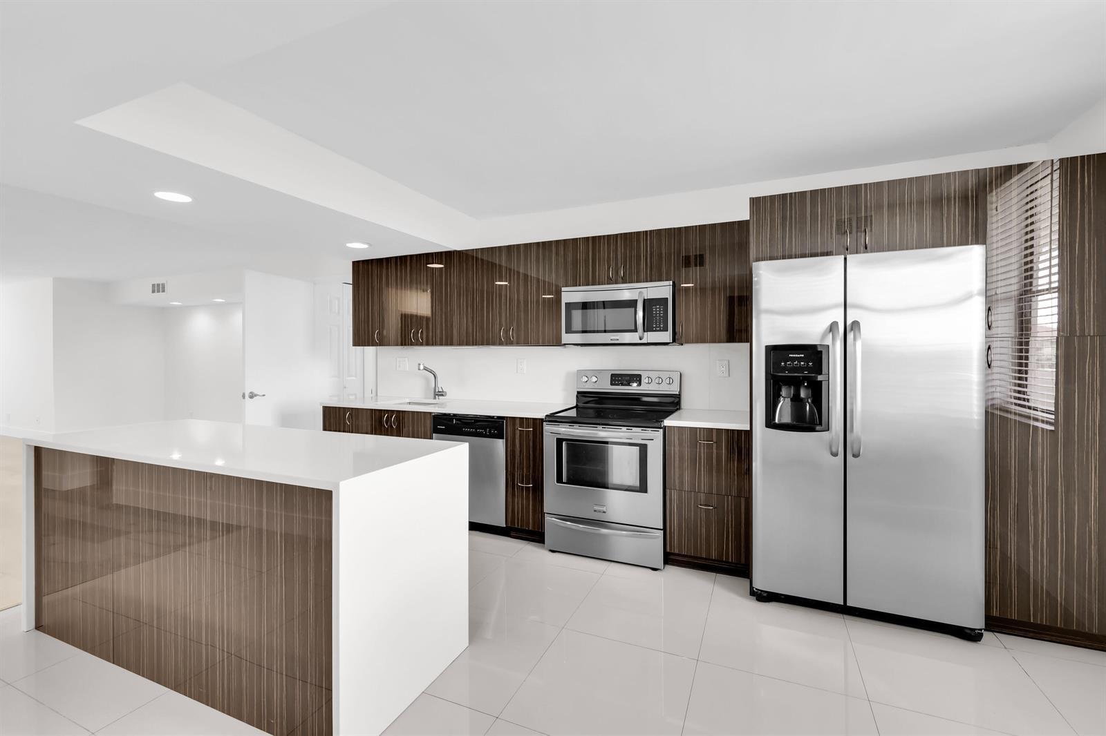 2768 Carambola Circle S # 501, Coconut Creek FL 33066