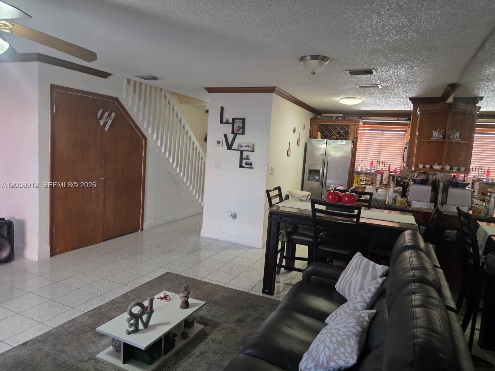 8085 NW 8th St # 6, Miami FL 33126
