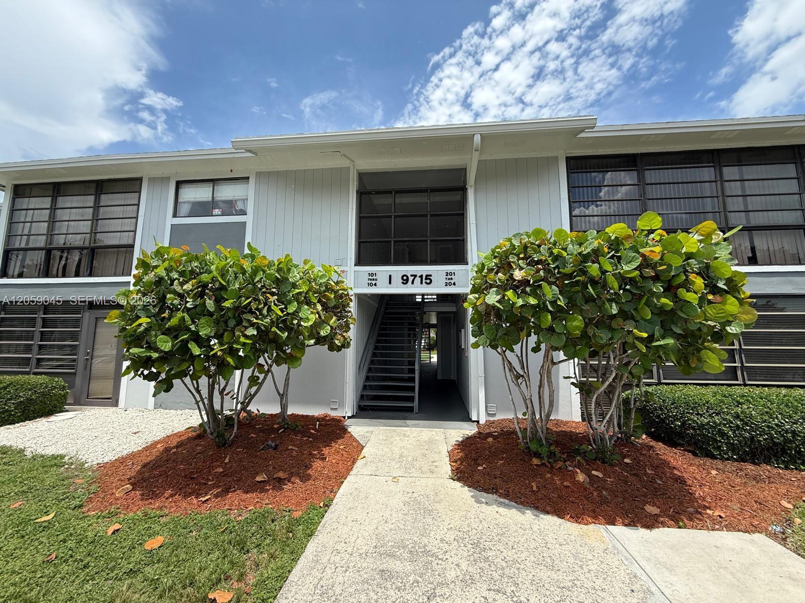 9715 Hammocks Blvd # 102, Miami FL 33196