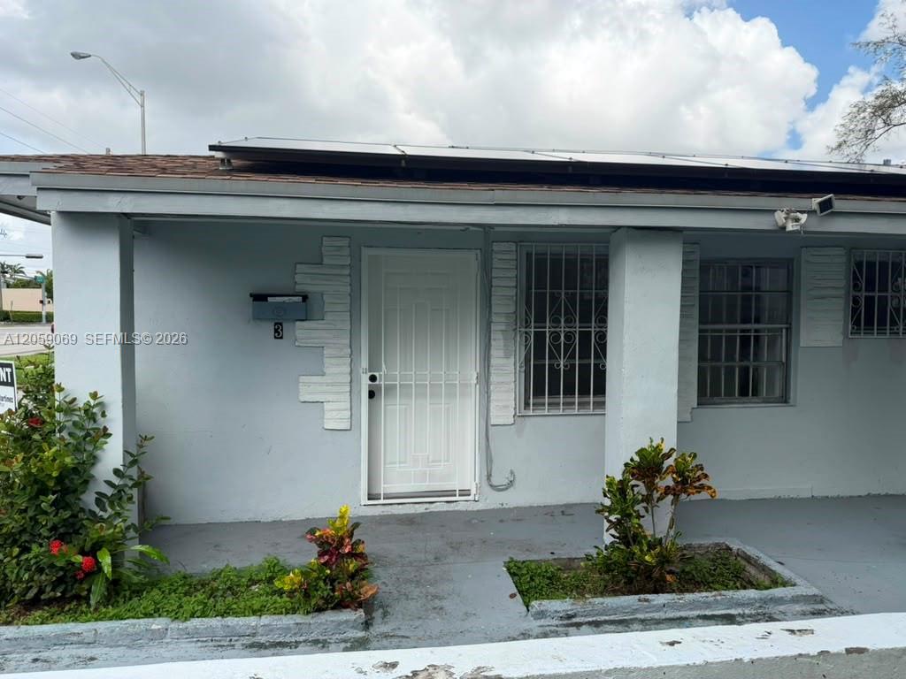 1049 NW 95th St # A2, Miami FL 33150