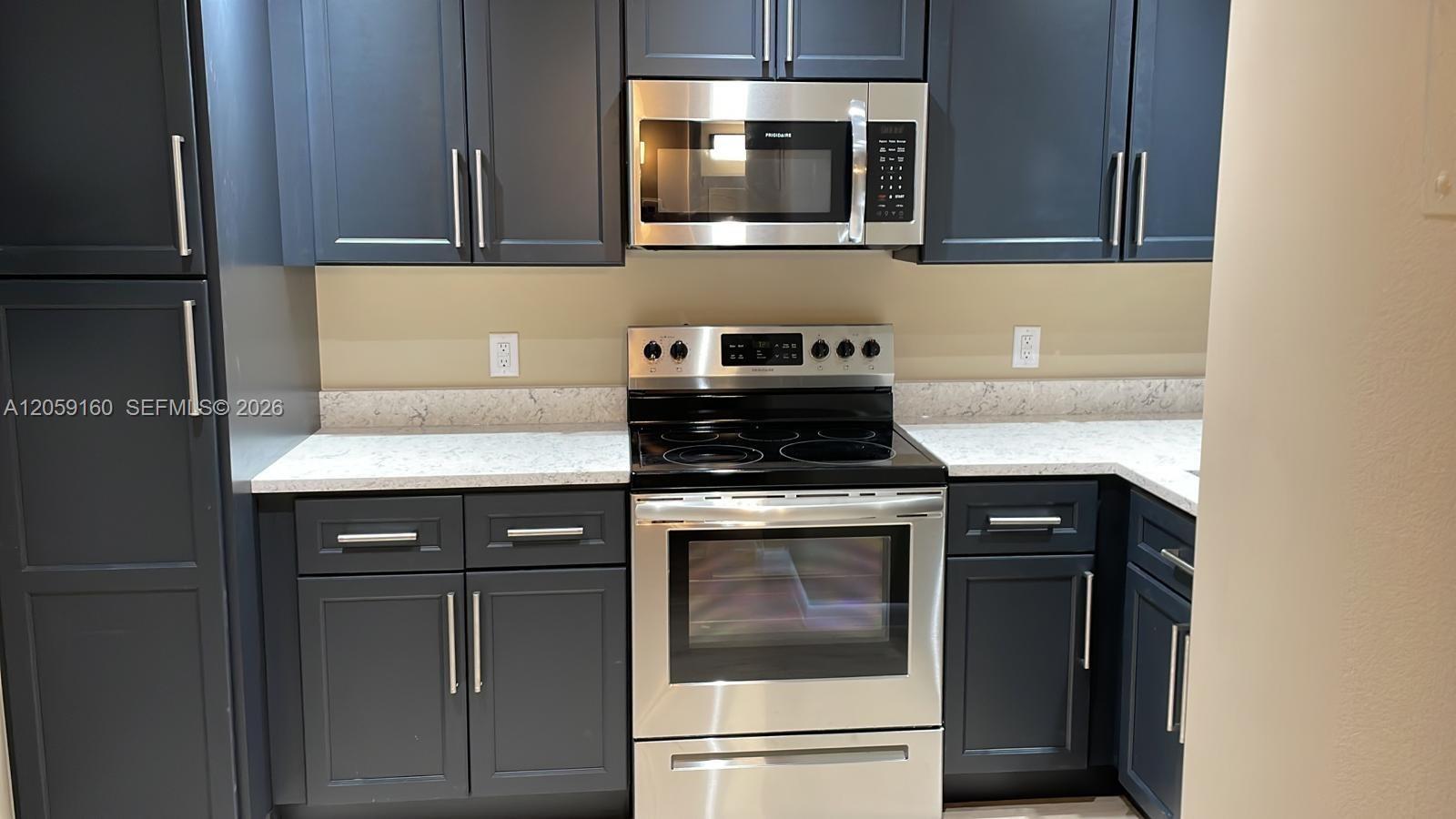 120 Royal Park Dr # 2D, Oakland Park FL 33309