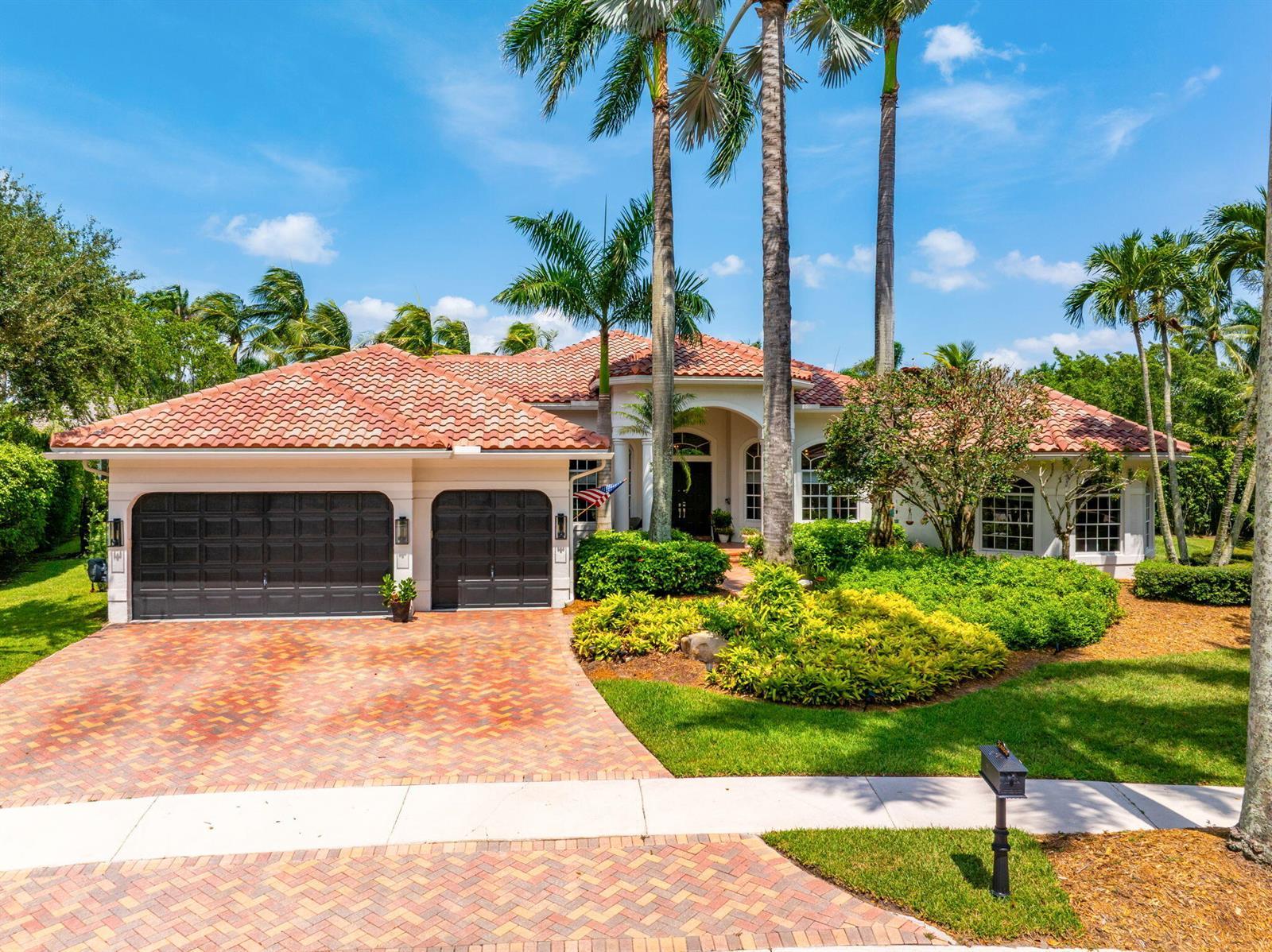 2480 Poinciana Lane, Weston FL 33327