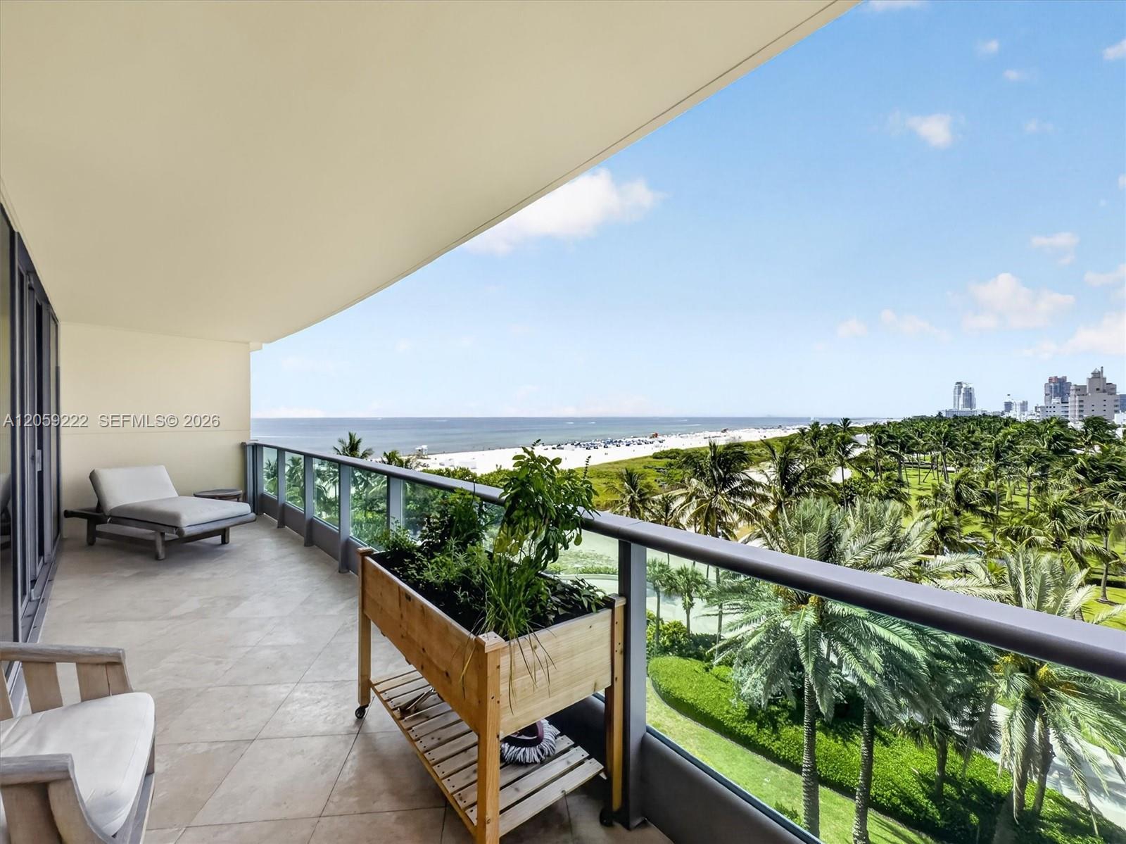 1455 Ocean Dr # 704, Miami Beach FL 33139