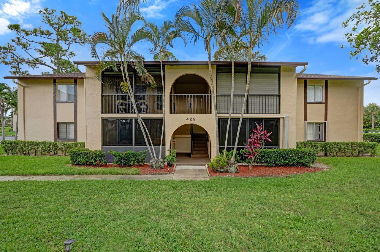 429 Pine Glen Lane # 2, FL 33463