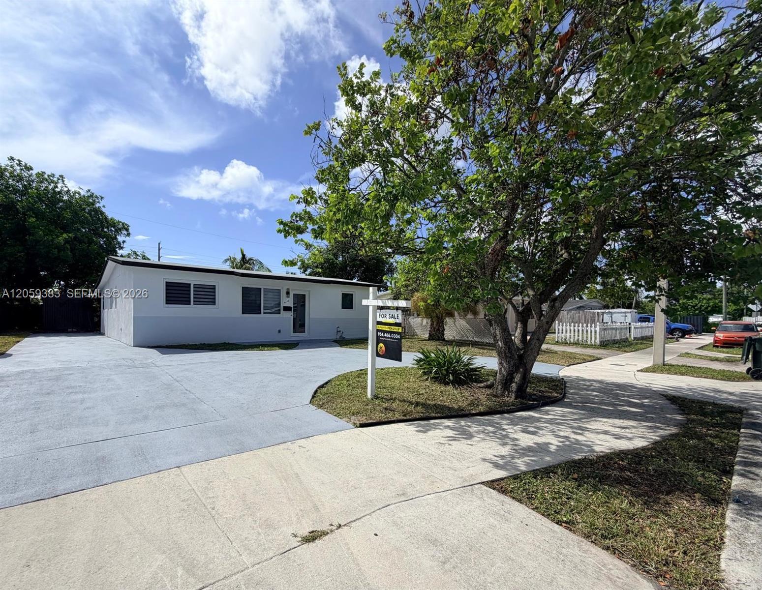 4130 NW 11th Ave, Oakland Park FL 33309