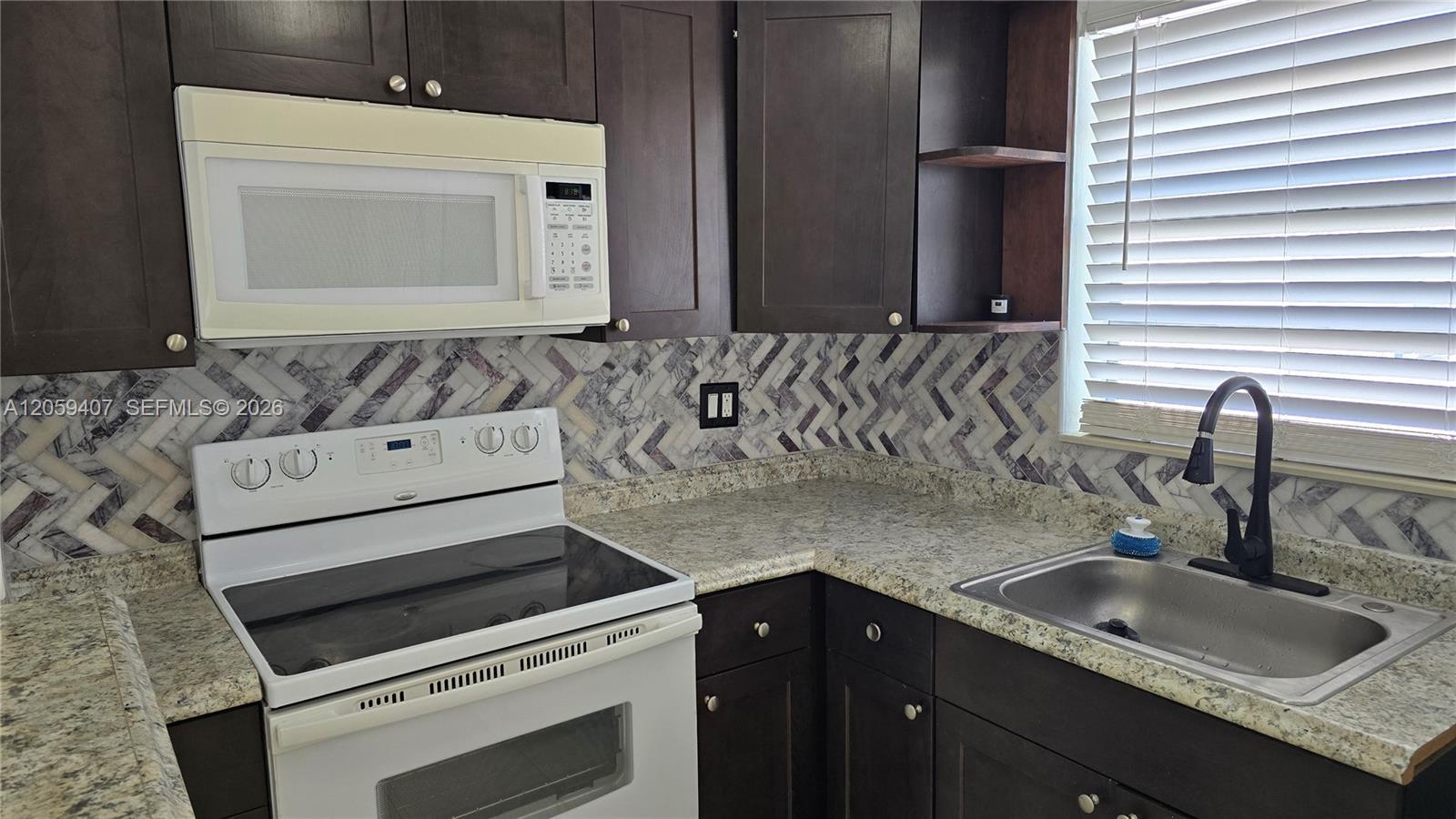 2801 NE 49th St # 7, Fort Lauderdale FL 33308