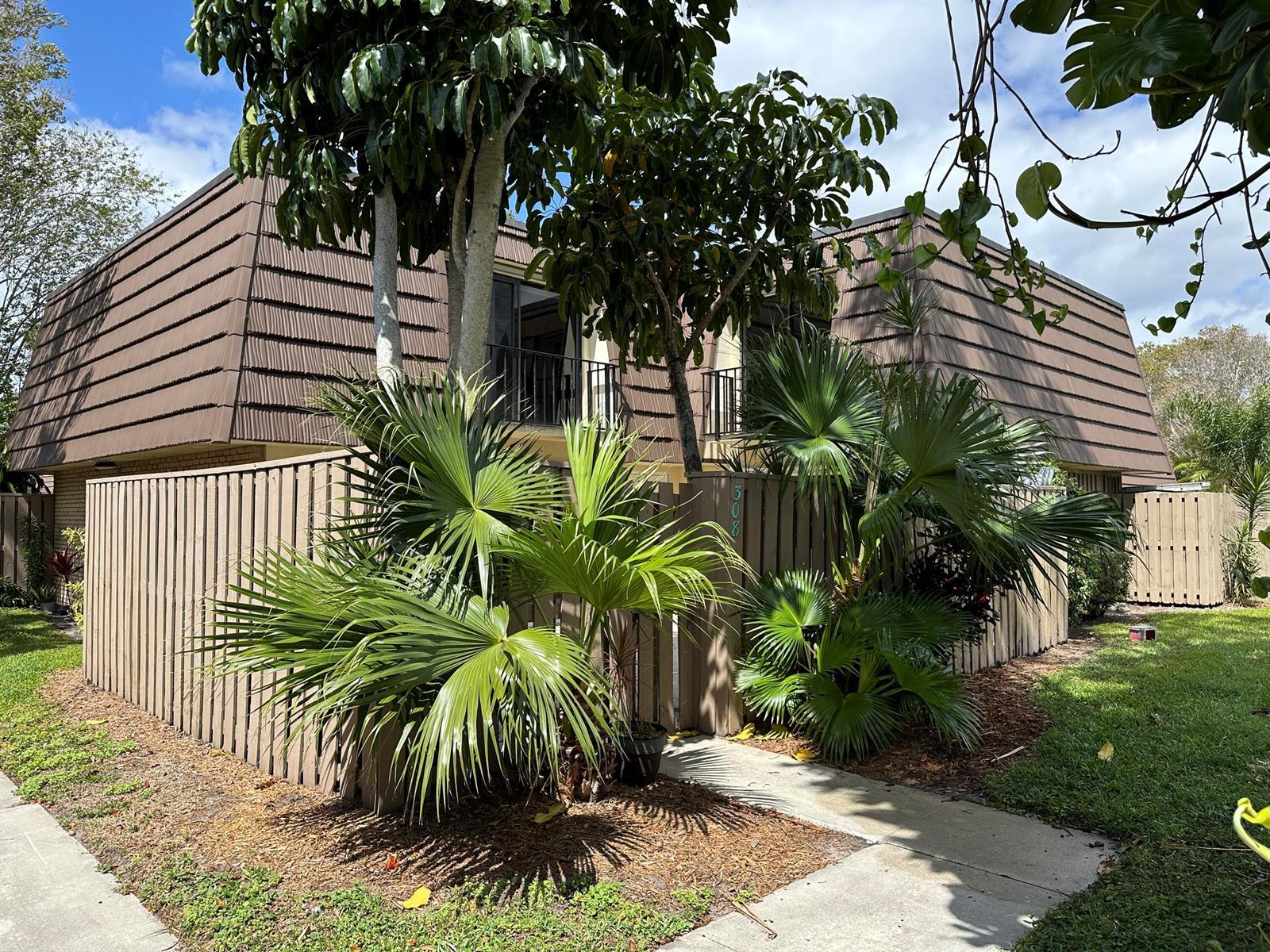 308 3rd Court, Palm Beach Gardens FL 33410