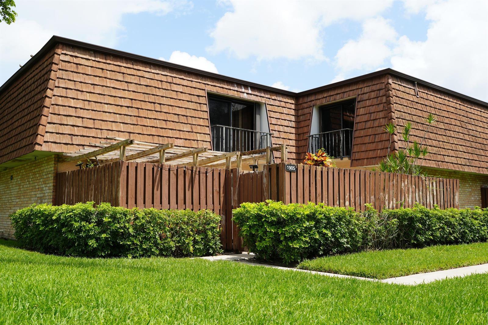 1905 19th Lane, FL 33463