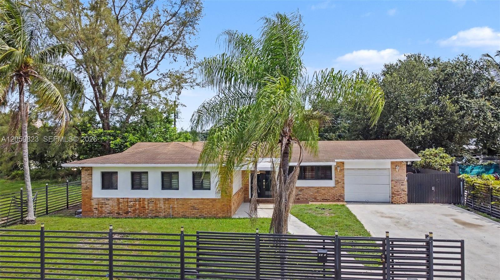 3281 NW 212th St, Miami Gardens FL 33056