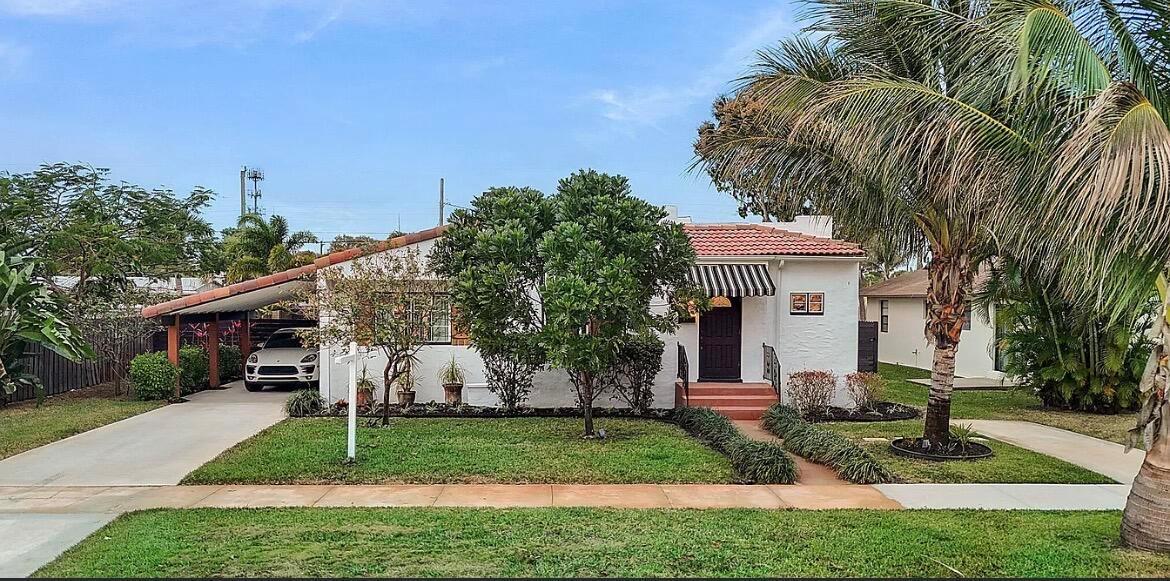 525 Evergreen Drive, West Palm Beach FL 33403