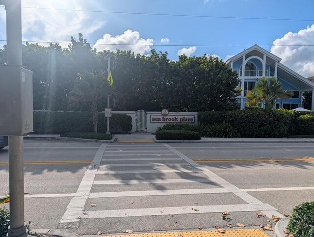 163 SEABREEZE Circle, Jupiter FL 33477