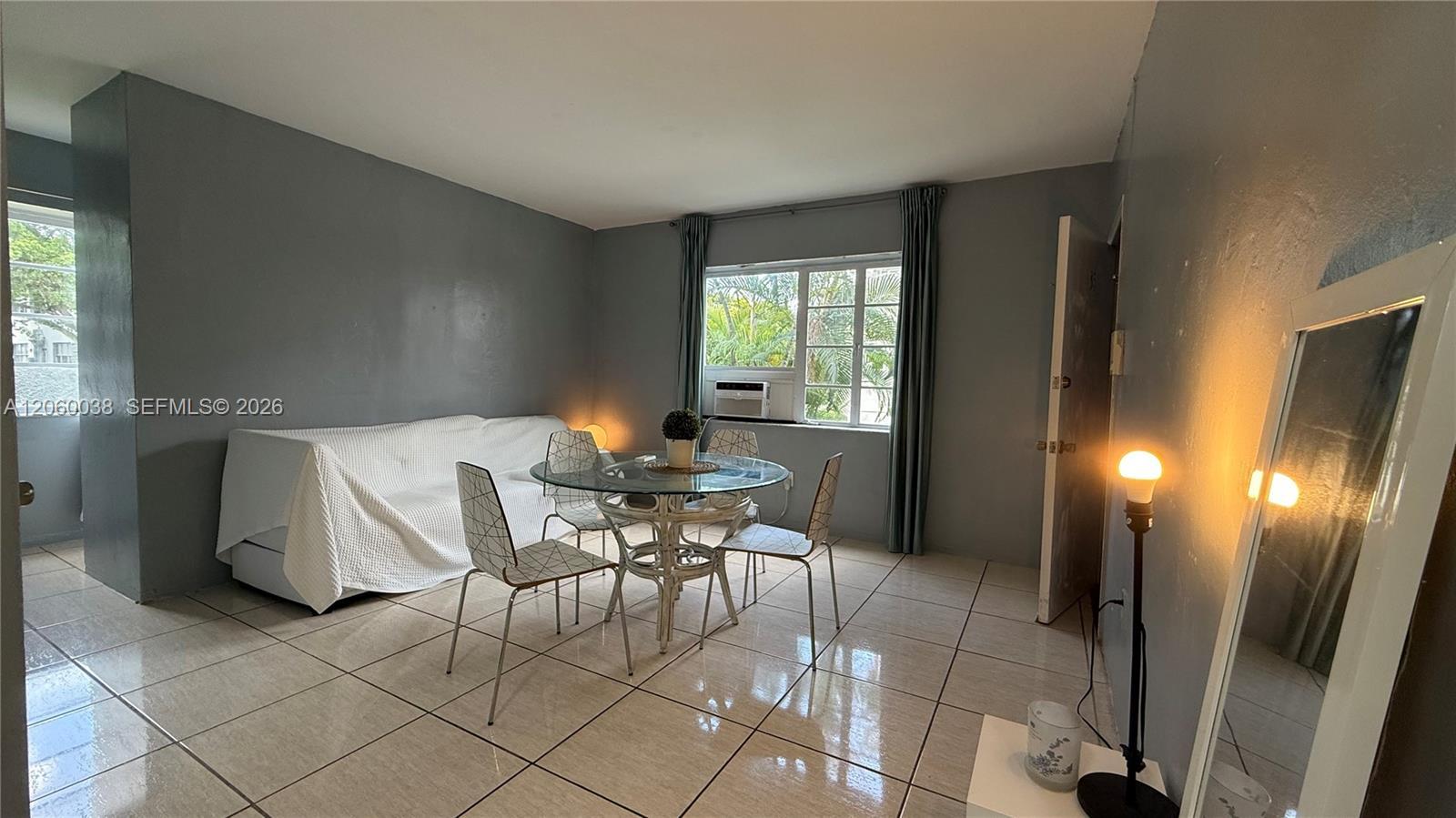 650 84th St # 35, Miami Beach FL 33141