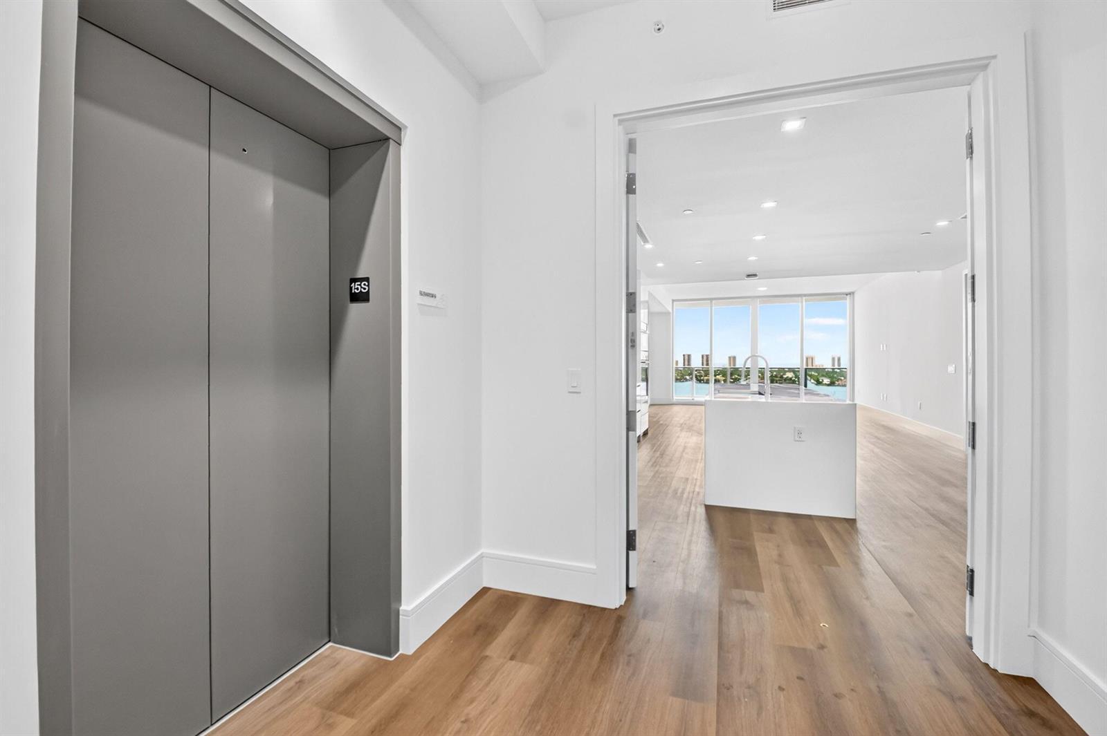 220 Lake Shore Drive # 1506, Lake Park FL 33403