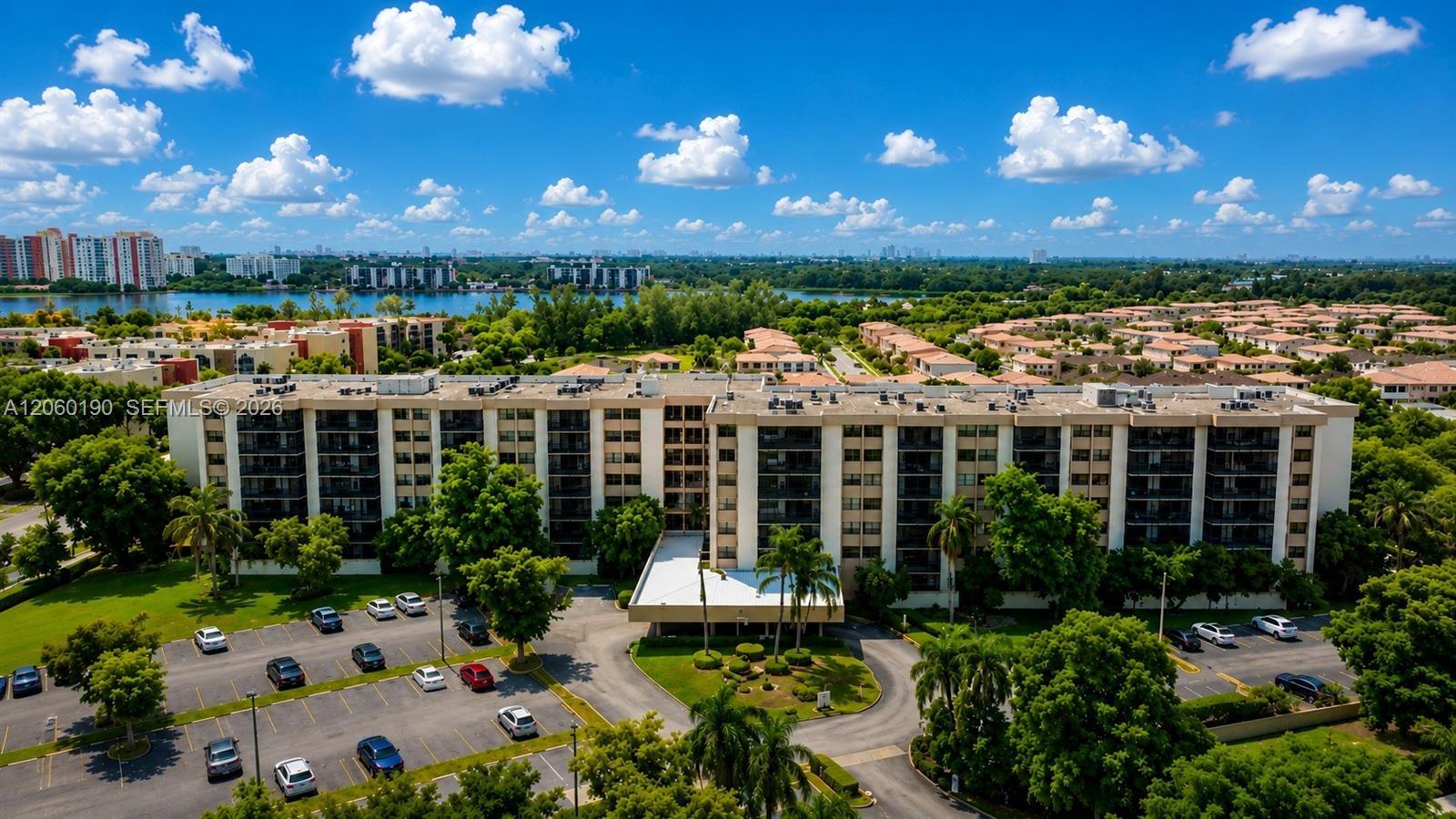 900 NE 195th St # 109, Miami FL 33179