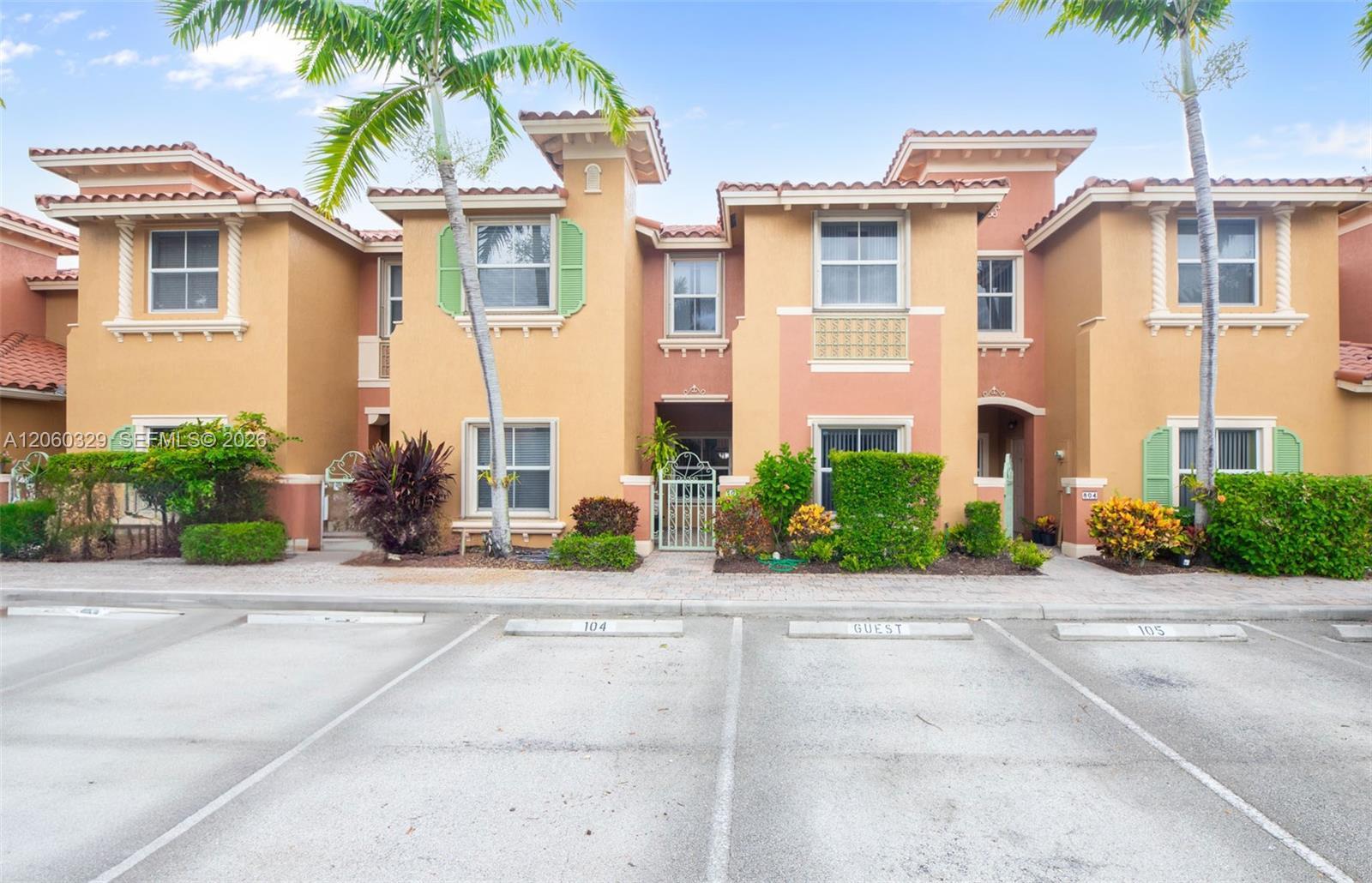 806 SW 143rd Ter, Pembroke Pines FL 33027