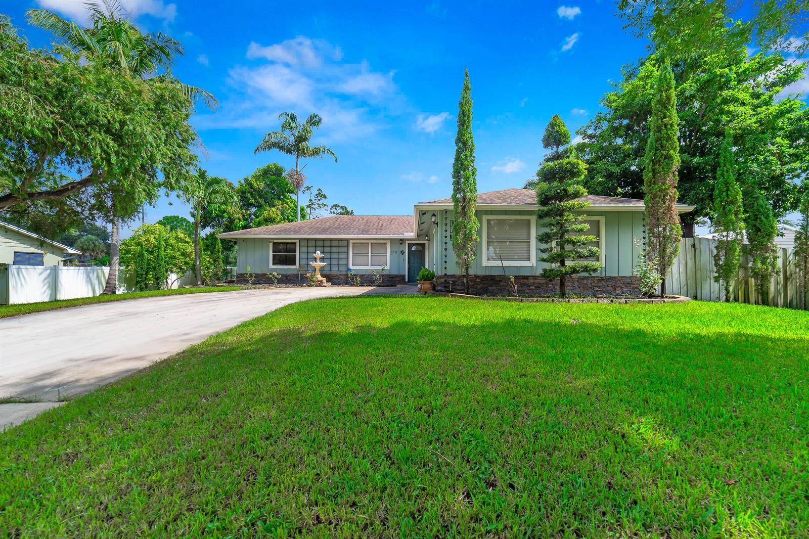110 W Mango Road, Lake Worth FL 33467