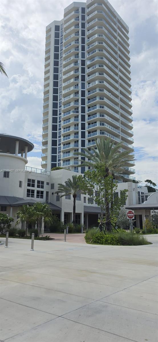 7330 Ocean Ter # B, Miami Beach FL 33141