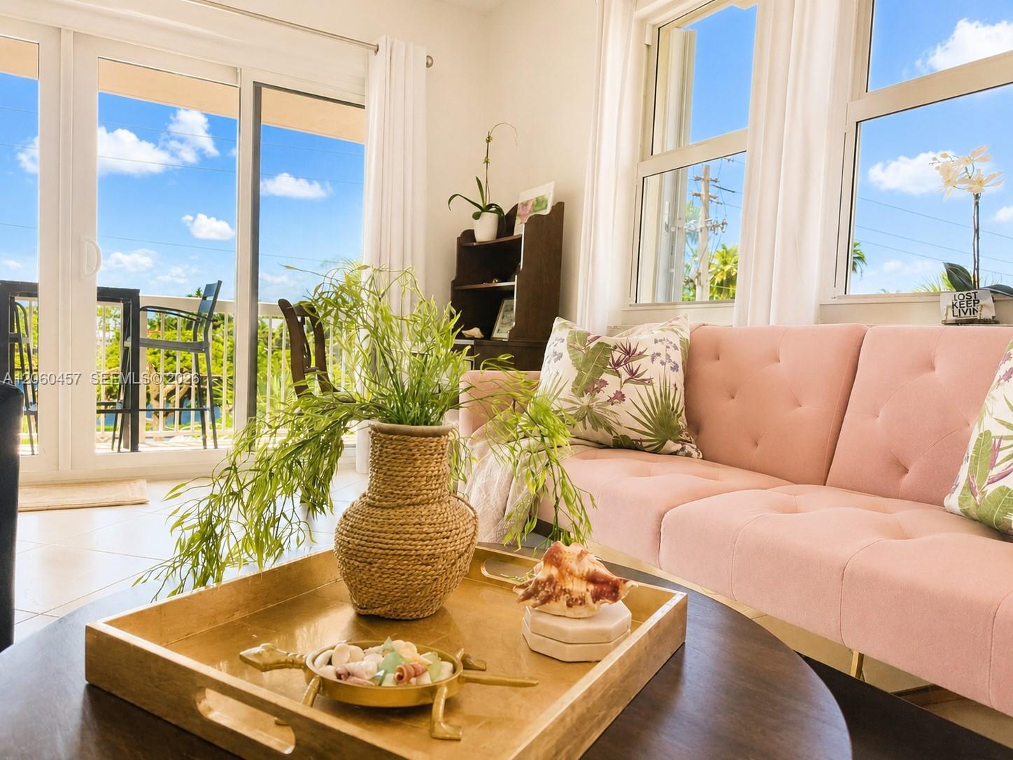 1069 Hillsboro Mile # 206, Hillsboro Beach FL 33062