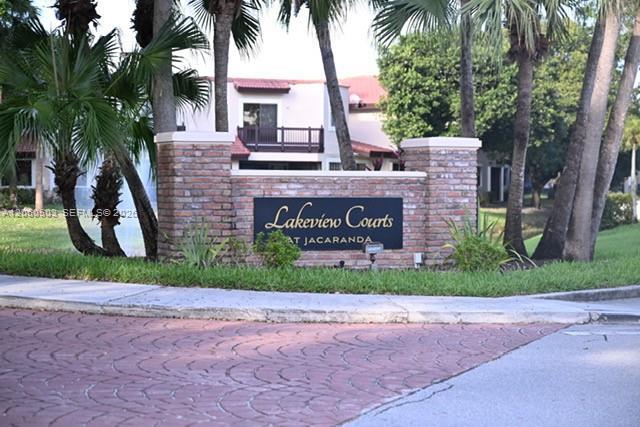 8951 W Sunrise Blvd, Plantation FL 33322