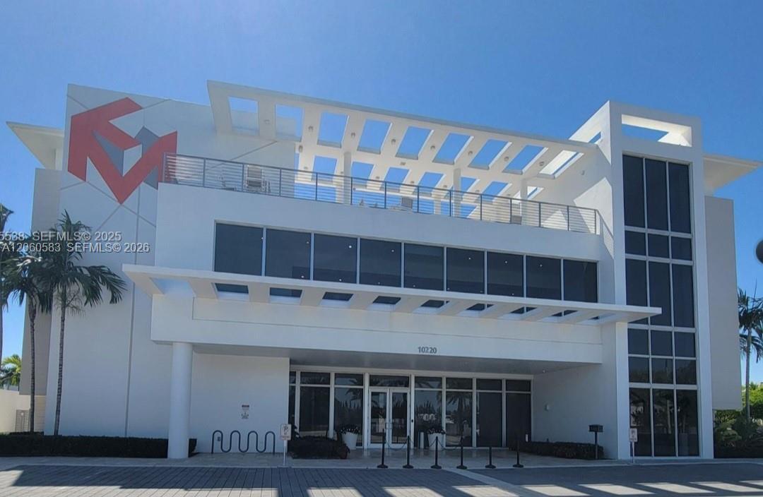 10346 NW 66th St, Doral FL 33178