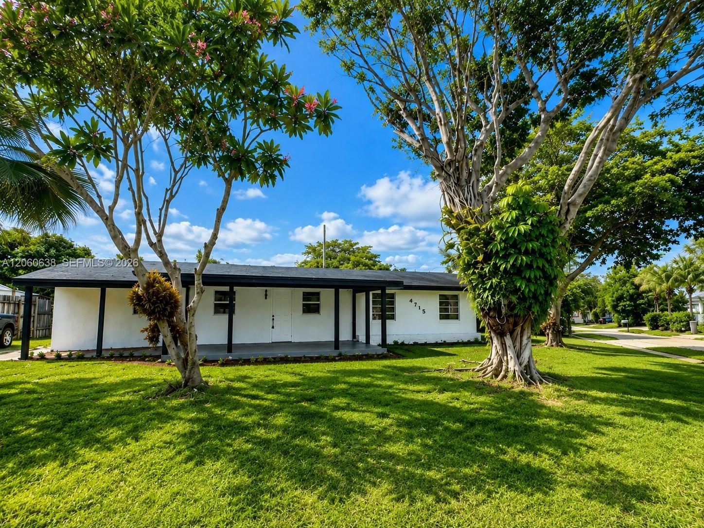4715 SW 23rd St, Fort Lauderdale FL 33317