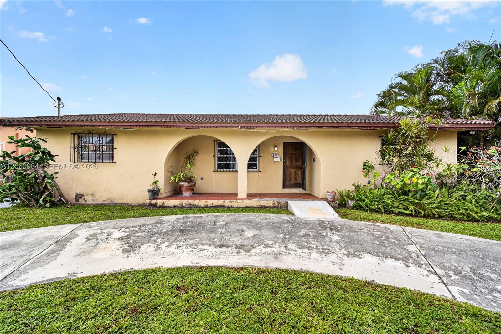 430 SE 7th Ave, Hialeah FL 33010
