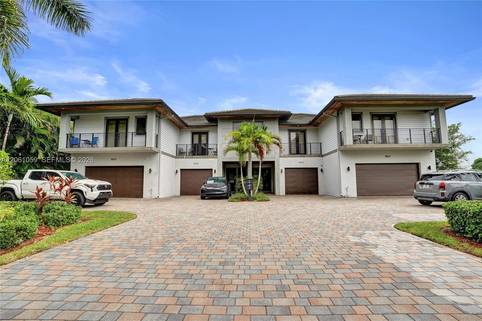 10533 NW 28th Ct, Coral Springs FL 33065