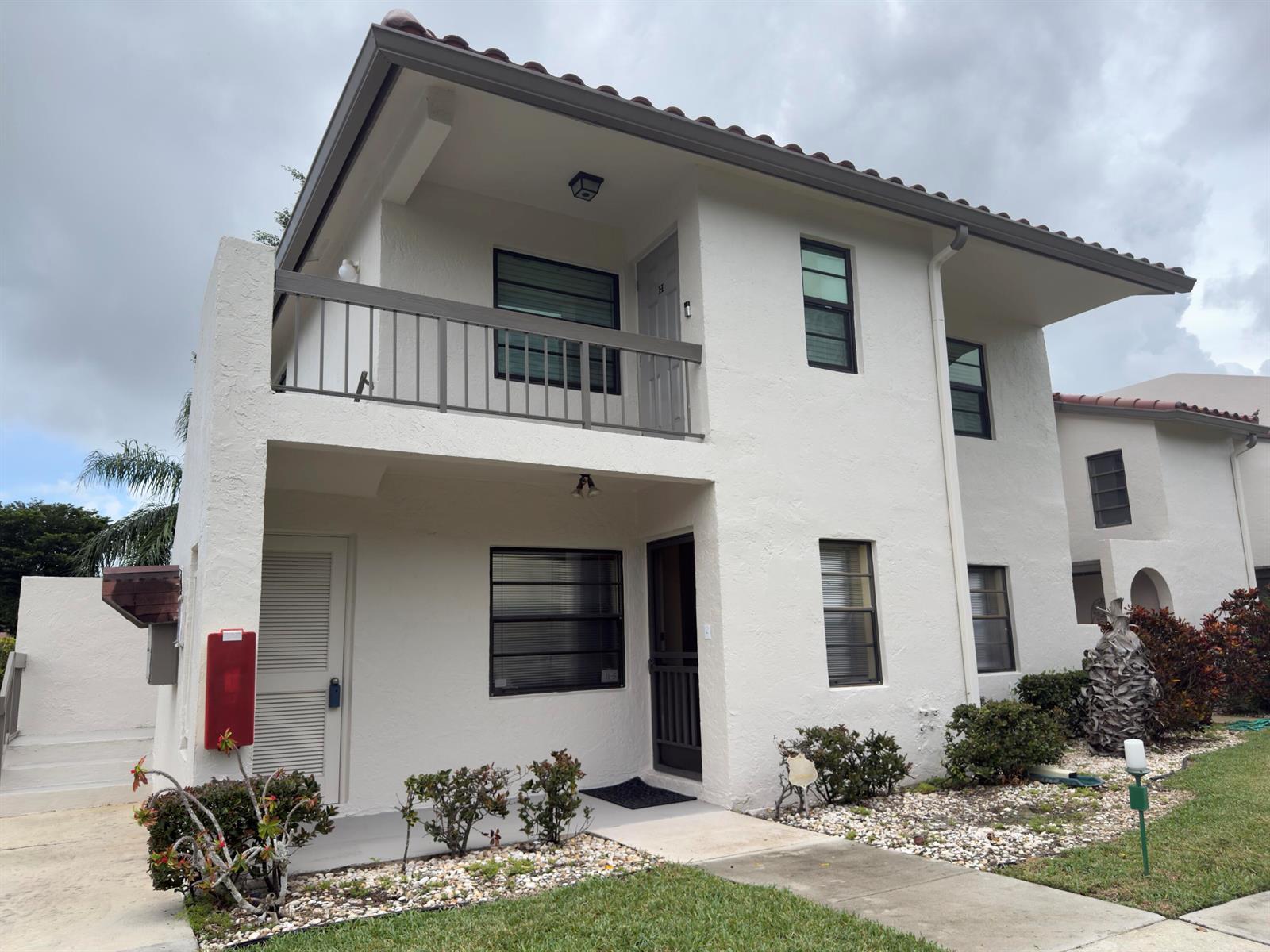 21338 Juego Circle # 11g, Boca Raton FL 33433