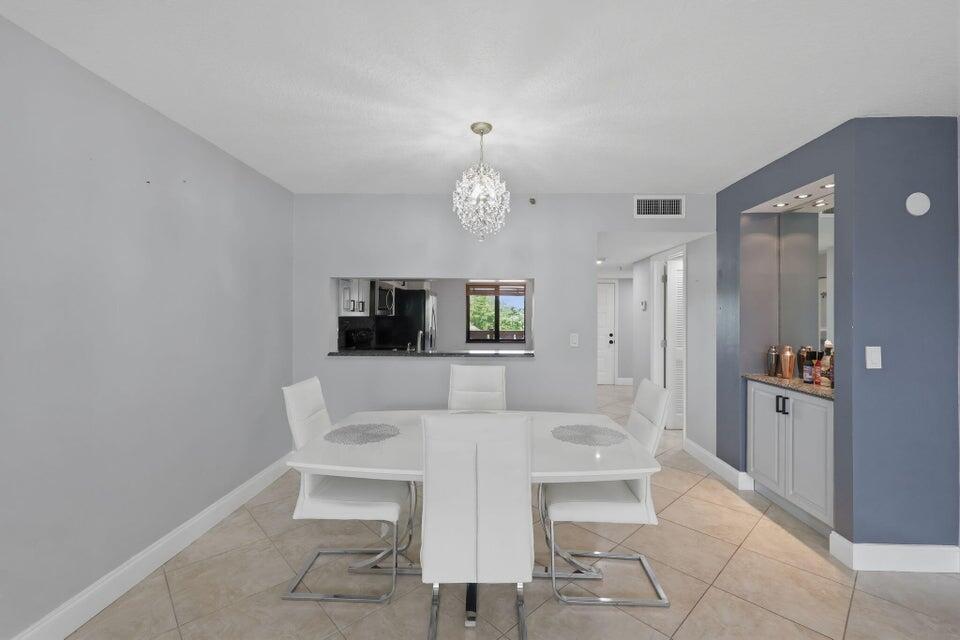 2206 S Cypress Bend Drive # 401, Pompano Beach FL 33069