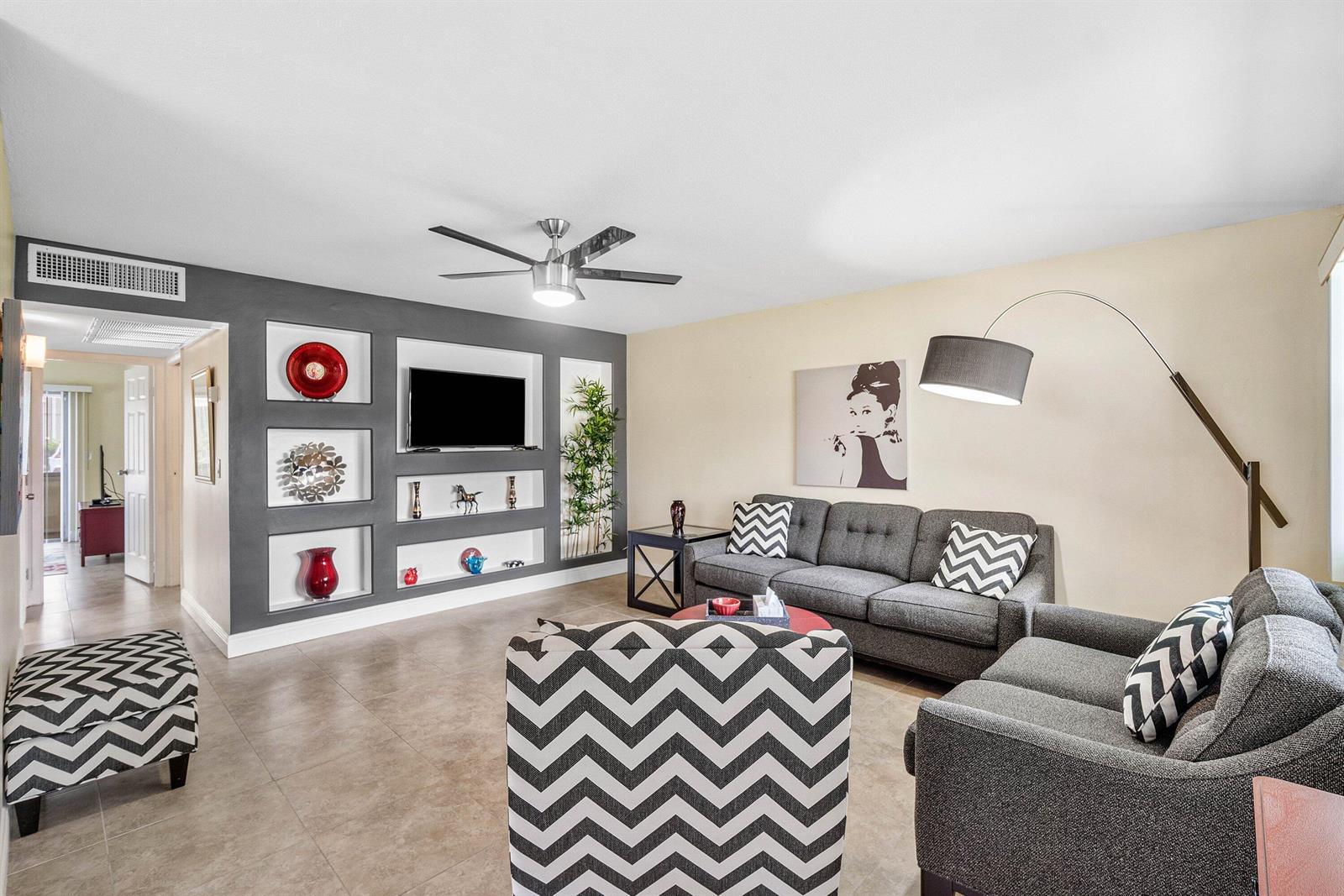 737 FLANDERS P Drive, Delray Beach FL 33484