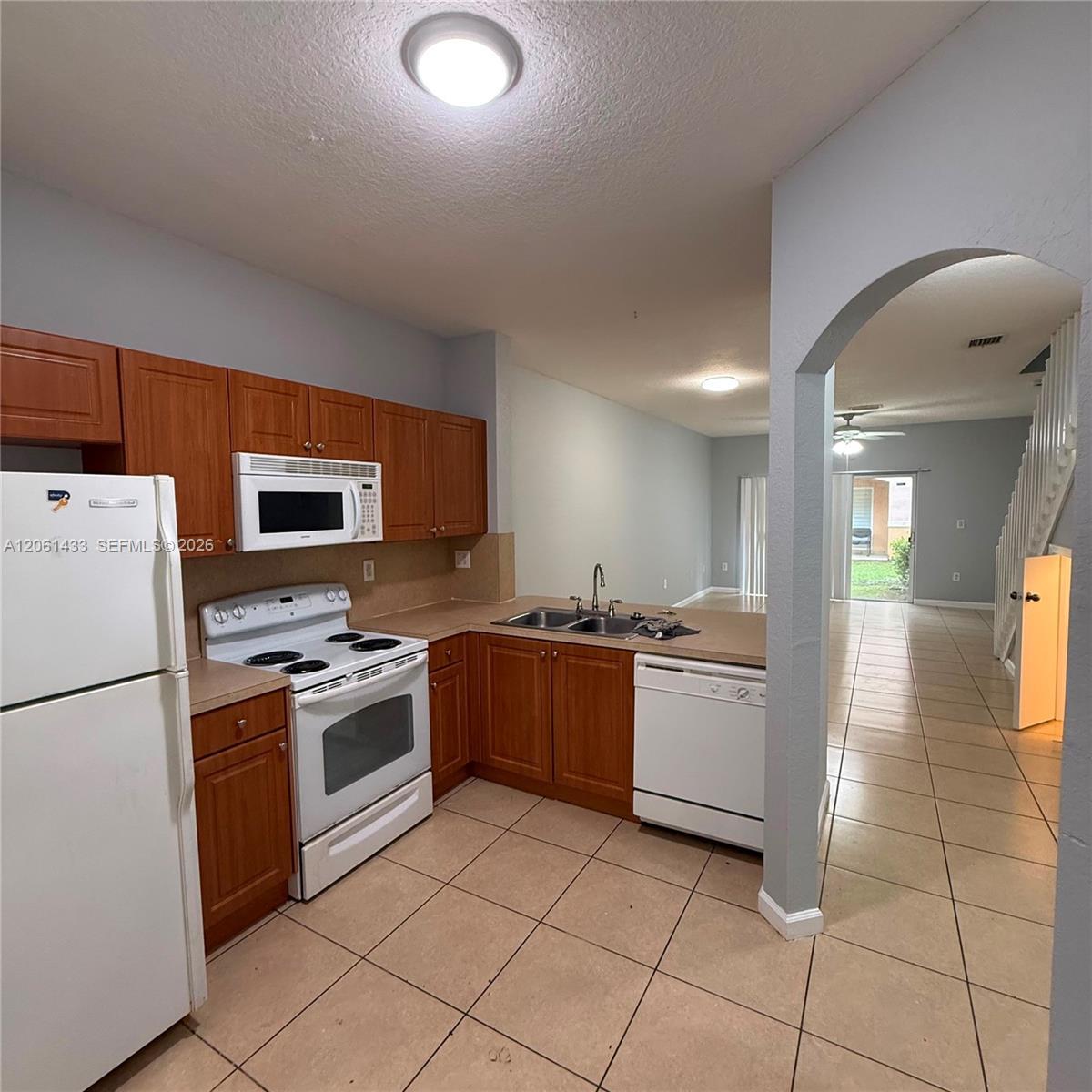 8811 S ISLES CR # 8811, Tamarac FL 33321