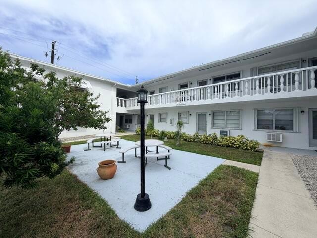 315 7th Avenue S # 6B, FL 33460