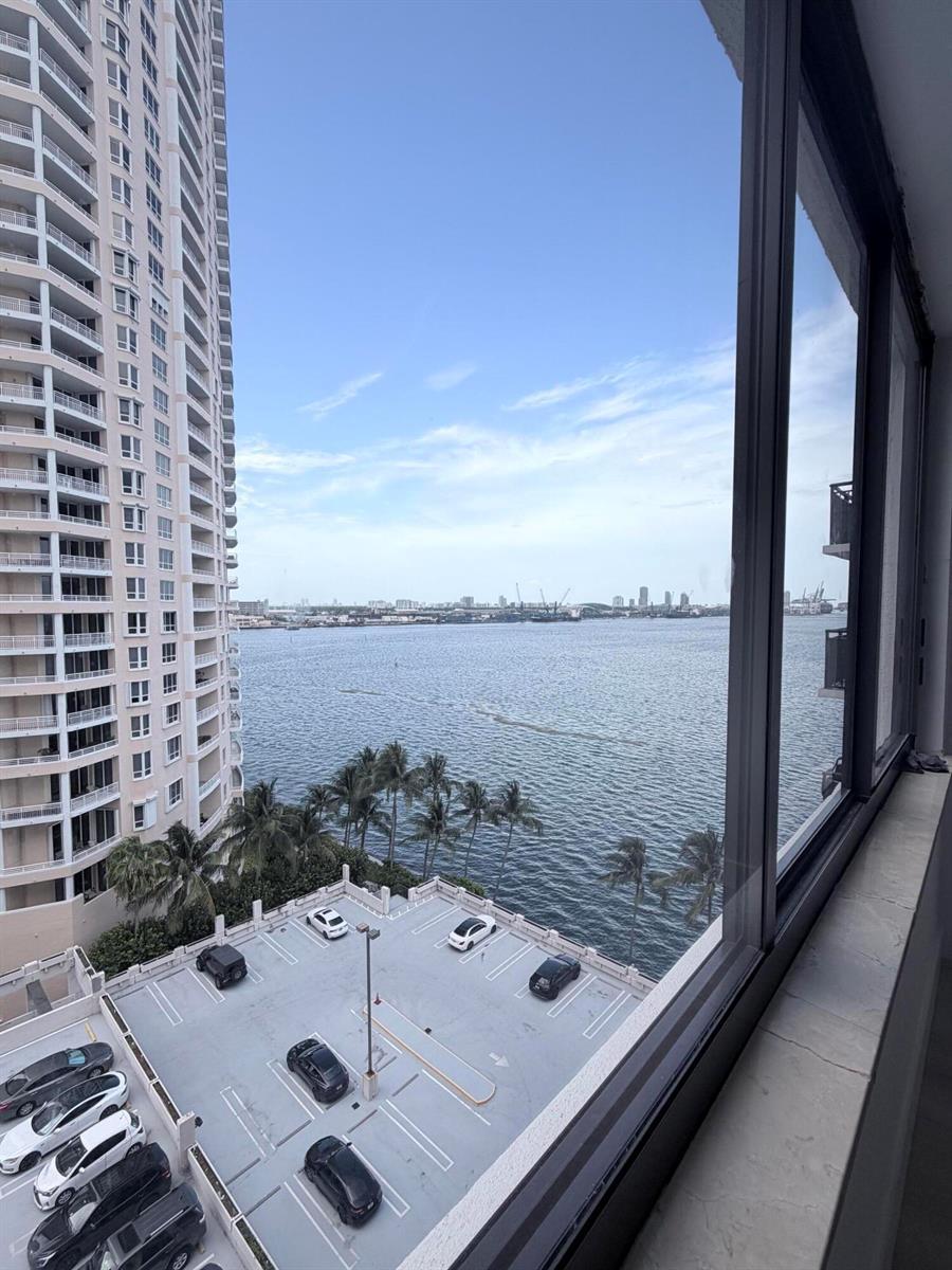 540 Brickell Key Drive # 1224, Miami FL 33131