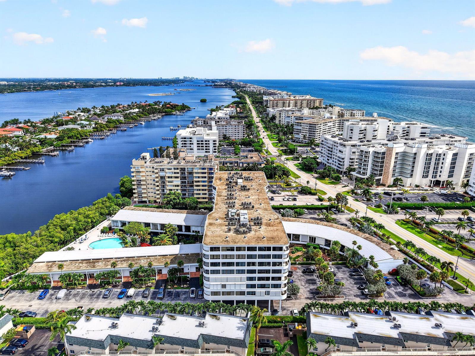 3589 S OCEAN Boulevard # 909, South Palm Beach FL 33480