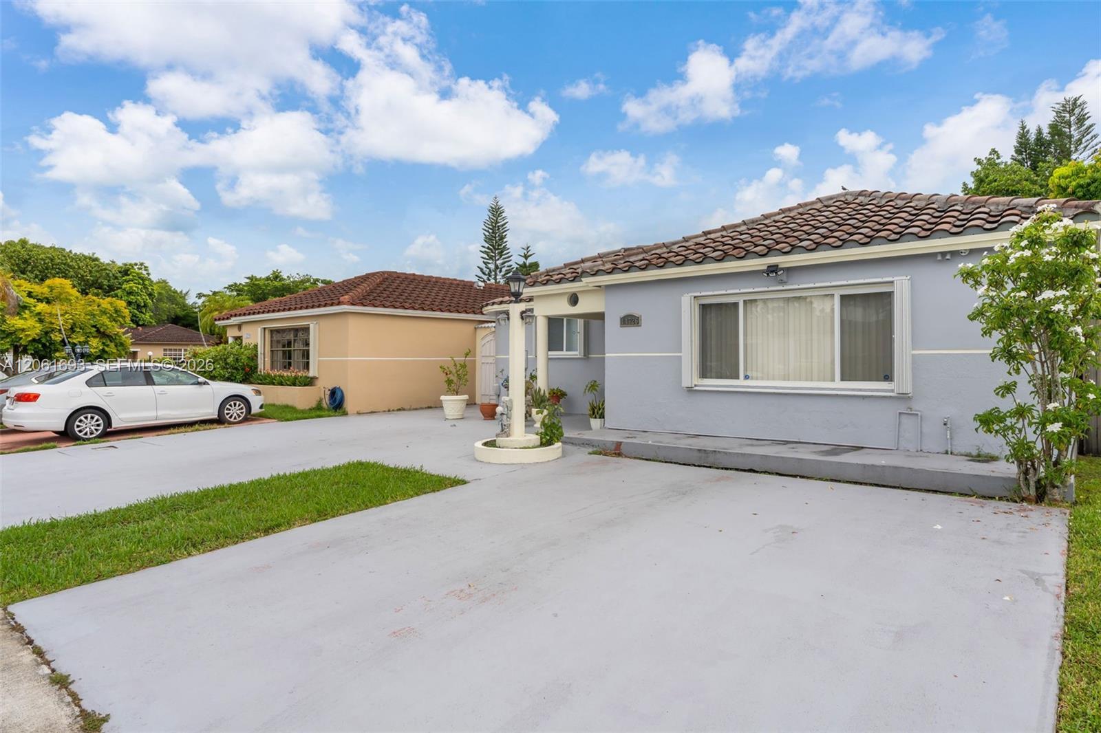 14726 SW 82nd Ter, Miami FL 33193